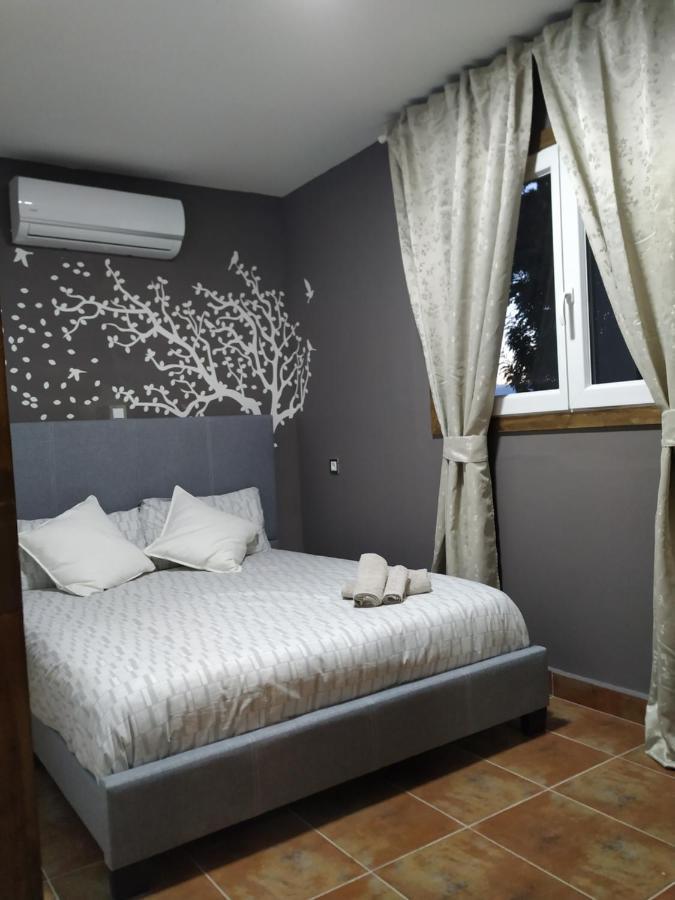 Вилла Casa Mirlo Монтмеса Экстерьер фото