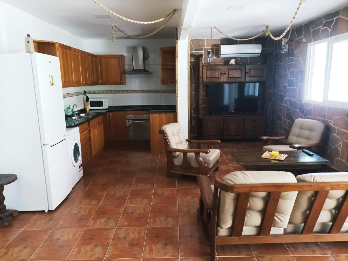 Вилла Casa Mirlo Монтмеса Экстерьер фото